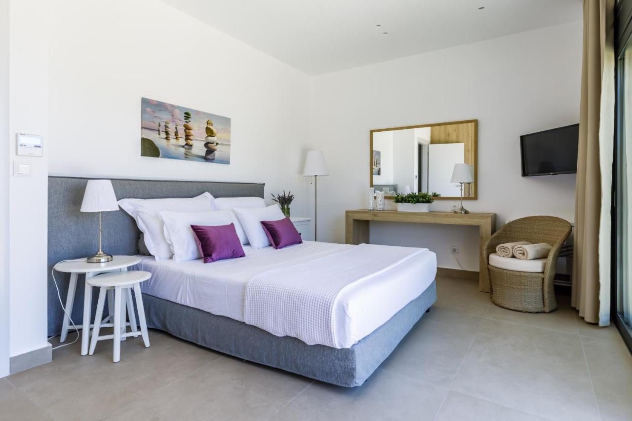 סקופלוס טאון Villa Antigone Luxury Retreat מראה חיצוני תמונה