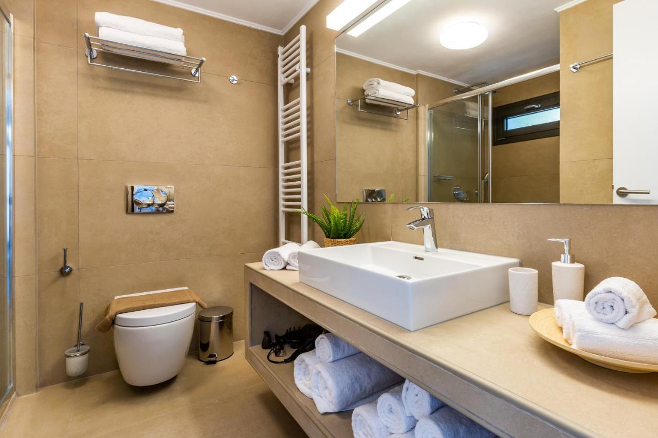 סקופלוס טאון Villa Antigone Luxury Retreat מראה חיצוני תמונה